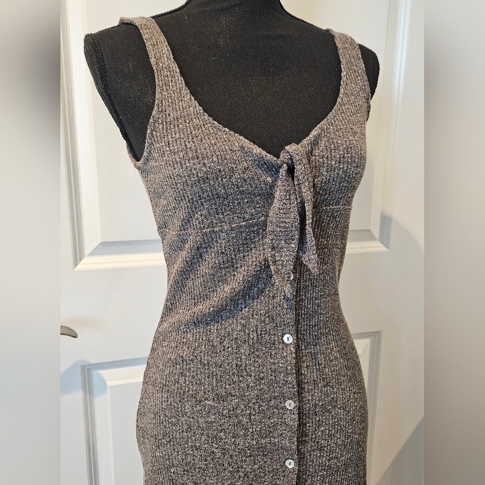 O'Reilly Makra Ribbed Midi Dress - Picture 5 of 6
